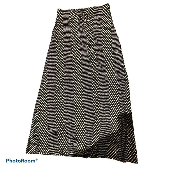 Michael Kors Geo print Maxi Skirt Sz S - Picture 12 of 12